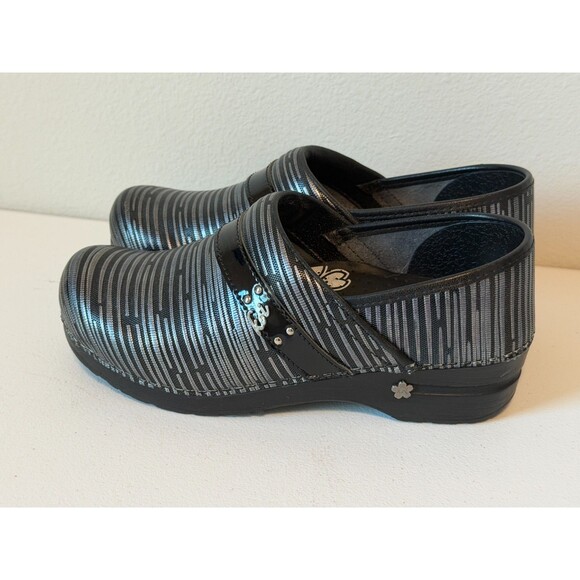 Sanita Koi Original Danish Clogs Shoes Womens EU 39 Slip-on Black Striped - Picture 3 of 10